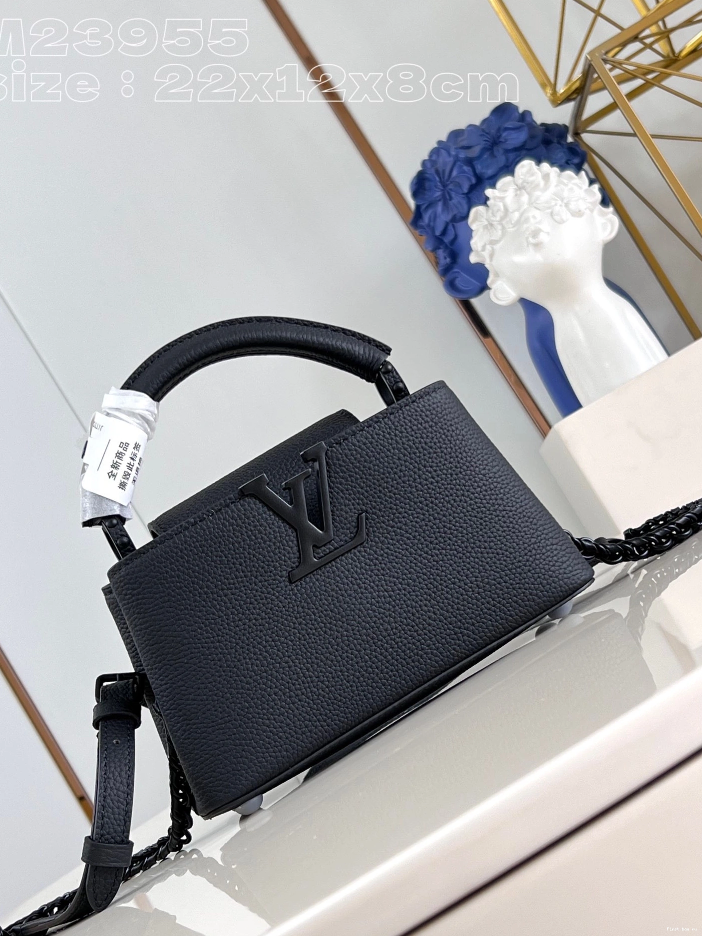 First bag ru MINI-22*12*8CM LOUIS CAPUCINES VUITTON 0710